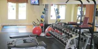 533 NE 3rd Ave Gallery 16