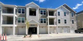 Beutiful Condo Conveniently Located in Riverton Gallery 1