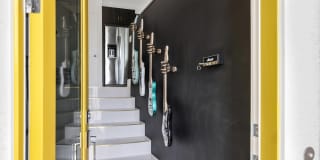 205 The Riv Gallery 9