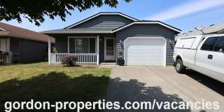 NW Stanley Ave - Gresham single level home with attached garage Gallery 1