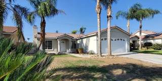 Stunning 3BD/2BA Home in Bakersfield's Desirable 93311 — Pool & Fireplace! Stunning 3BD/2BA Home in Bakersfield's Desirable 93311 — Pool & Fireplace! Gallery 1