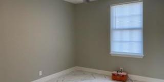 1000 West 53rd Street - Lower Unit Gallery 27