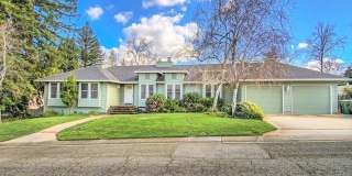 4 bedroom 2 1/2 bath home in Sunset Oaks Gallery 1