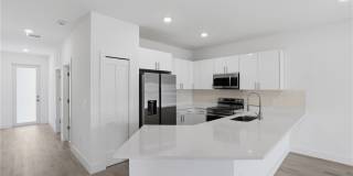 723 Ivan Avenue S Gallery 16