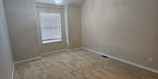 Stunning Townhouse in the desirable Watermark Gallery 16