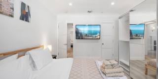 5439 Carpenter Ave Gallery 12