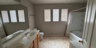 Beautiful Home for Rent in Avondale! **NEW CARPET** Beautiful Home for Rent in Avondale! **NEW CARPET** Gallery 19