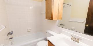 Chateau Montreal Gallery 44