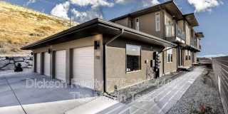 730 Bluffs Court Gallery 1