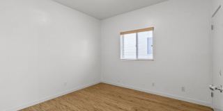 123 Galleon St Gallery 20