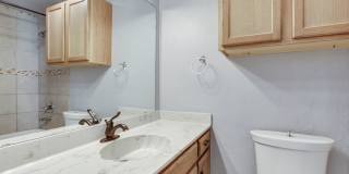 GREAT 2BED 2 BATH 2 CAR GARAGE TOWNHOME MINUTES FROM TURNPIKE!!!! Gallery 26