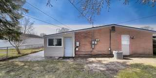 547 S Hawthorne Street Gallery 10
