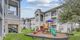 Frontier East Apartments - Affordable Housing Gallery 9