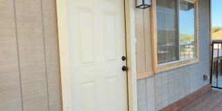 176 Pomegranate Street Gallery 1
