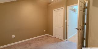 1632 Light St Gallery 10