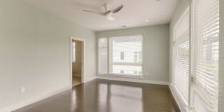 Stunning South End end unit townhome in the modern and amazing Southpoint community. Gallery 30