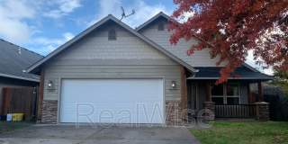 1443 SW Sturgeon Ct Gallery 1