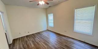 1386 Harvest Road Gallery 18