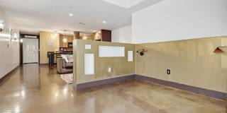 Modern Industrial Condo in the Heart of Downtown San Diego – Walk to Petco Park & Waterfront Gallery 23