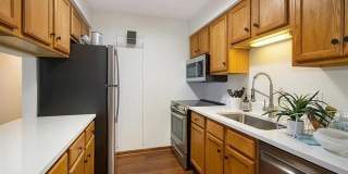 2658 STADIUM VIEW Drive Gallery 7