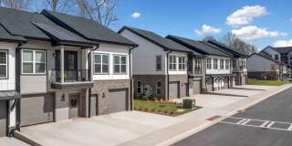 Conclave at Sugar Hill Apartments and Townhomes Gallery 27