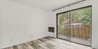 FALL IN LOVE with Highland Park Living! Gallery 13