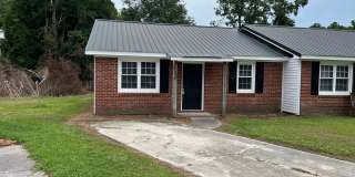Convenient 2BR Duplex Minutes from Camp Lejeune Gallery 1
