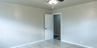 Room to Grow! Spacious, Remodeled 3/2/2 in Great Location! Gallery 32