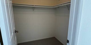 Large Updated Two-Story Townhouse For Rent Gallery 21