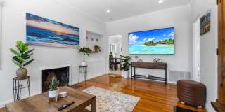 Charming 2 Bed 1 bath "fully furnished monthly rental" in La Jolla Village. Gallery 13