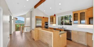 Gorgeous Executive Home Over Downtown Los Gatos Gallery 4