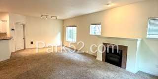2 Bedroom Plus Office Condo in DuPont! Gallery 3