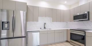 11112 Emelita Street 1/2 Gallery 8