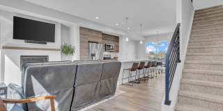 Stunning 3-bedroom, 4-bathroom townhouse! Gallery 14