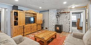 3 Bed 2.5 Bath Fully Furnished single level rancher with fenced yard & plenty of space with Commercial 40x30 shop 3 Bed 2.5 Bath Fully Furnished single level rancher with fenced yard & plenty of space with Commercial 40x30 shop Gallery 3
