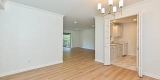 1323 Queens Rd Gallery 1
