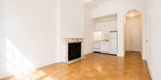 58 East 80th Street Gallery 3