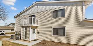 717 Whitesail Drive Gallery 1