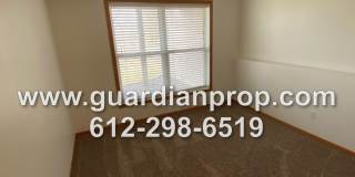 Townhouse Available October 1, High Ceilings, Open Floor Plan, Lower Family Room w/Fireplace, Balcony Townhouse Available October 1, High Ceilings, Open Floor Plan, Lower Family Room w/Fireplace, Balcony Gallery 16