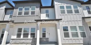 Modern 3 Bed Townhome in Nibley at 208 W 3175 S Logan Gallery 1