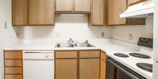 Port Crossing Apartments Gallery 78