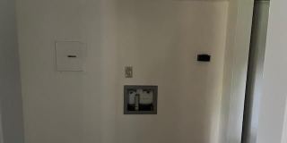 2464 Kensington Dr Gallery 30