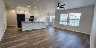 Like New Home With Community Pool! Gallery 4