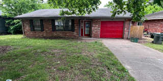 3-Bedroom 2-Bathroom House in Fayetteville Near Fiesta Square! Gallery 1