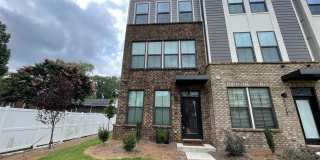 Room in 3 Bedroom Townhome at 1114 Gleason Wy Gallery 1