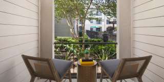 Hadley Midtown Gallery 26