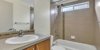 Cheery & Bright Columbia City Townhome Gallery 19