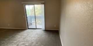 River Walk Apartments Gallery 79
