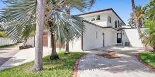 911 N Northlake Dr Gallery 28