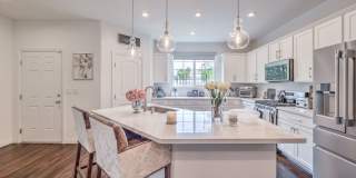 Stunning Skye Canyon Home in gated community with Loft  Upgrades Gallery 1